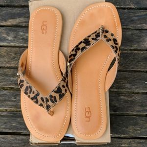 UGG Tuolumne leopard flip flops